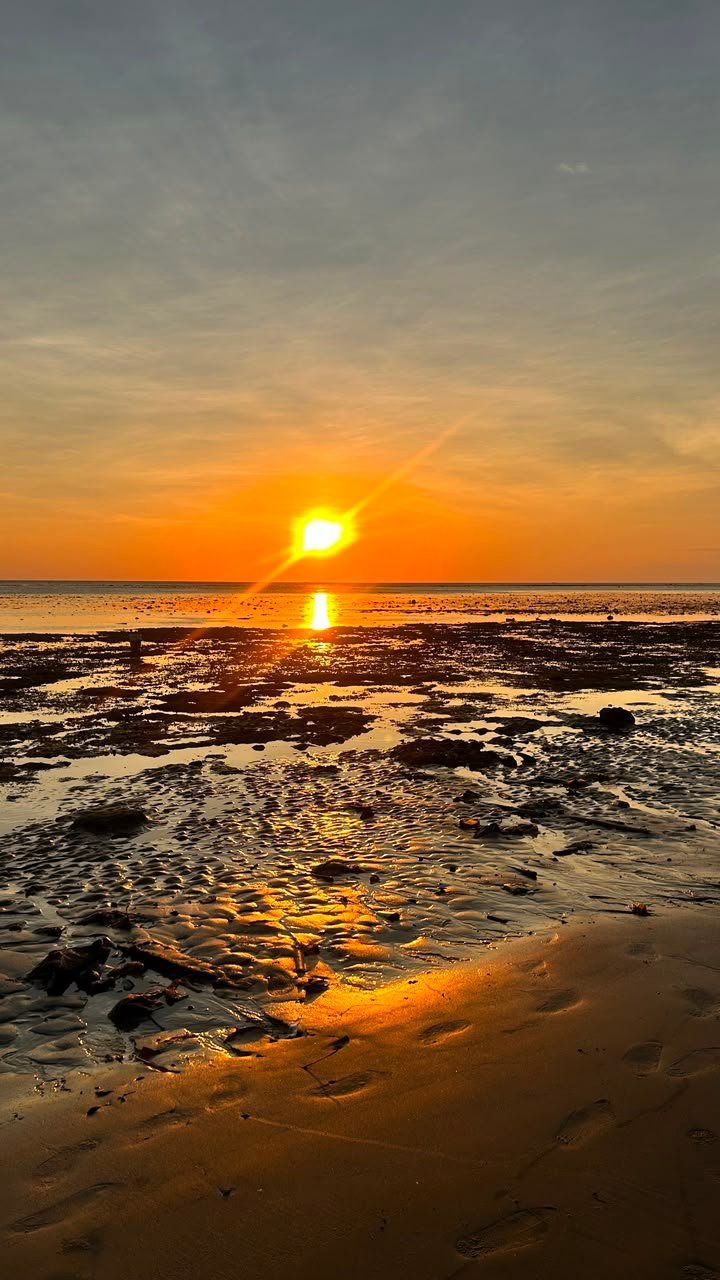 Pantai Desa Buki