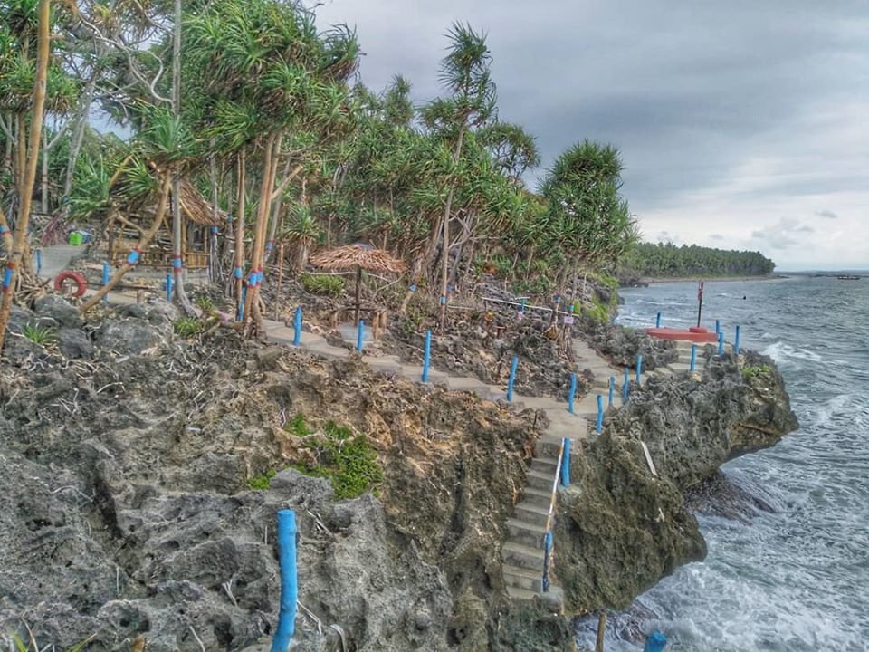 Pantai Karang Indah